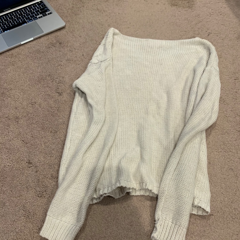 Sweater - Picture 4 of 4